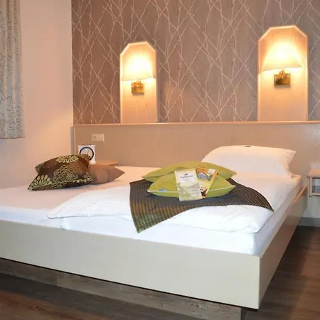 酒店 健康-盖斯托福-咖啡厅纽耐特酒店 Rengershausen