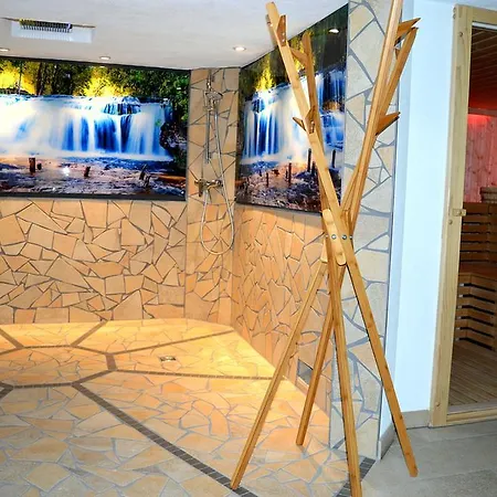 健康-盖斯托福-咖啡厅纽耐特酒店 酒店